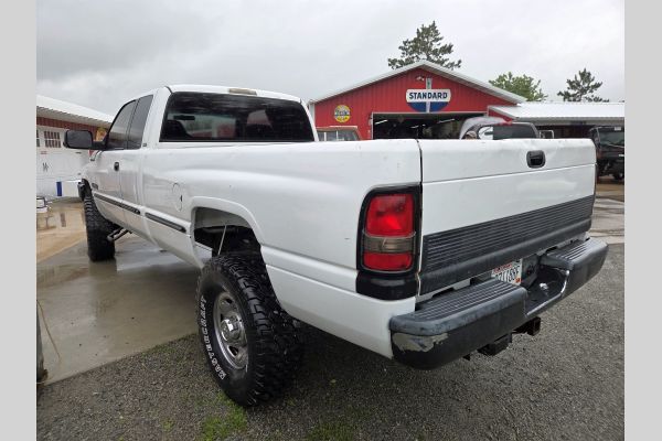 Auction listing photo