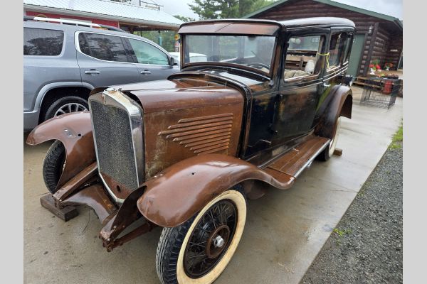 Auction listing photo