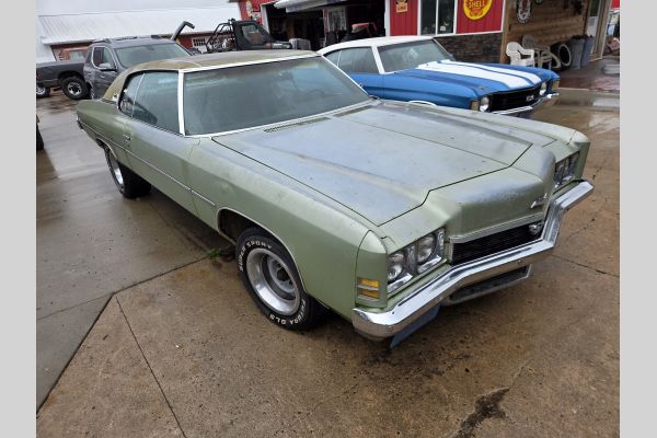 Auction listing photo