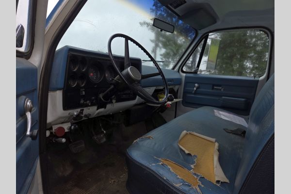 Auction listing photo
