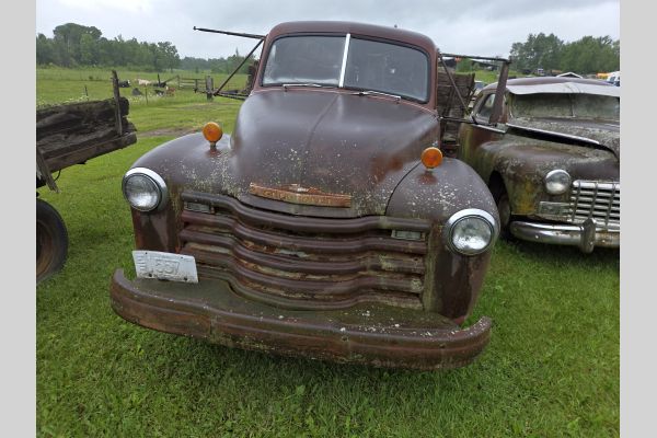 Auction listing photo