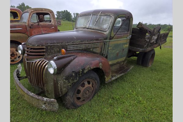 Auction listing photo
