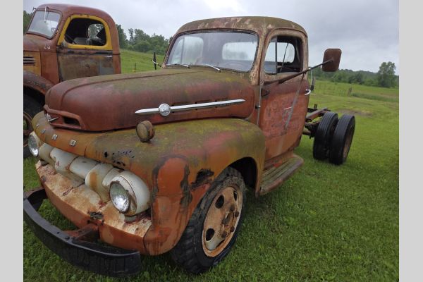 Auction listing photo