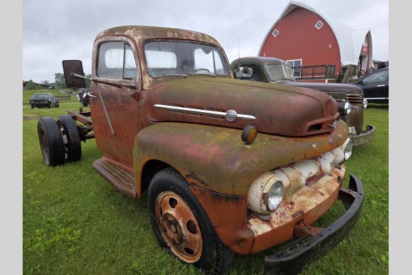Auction listing photo