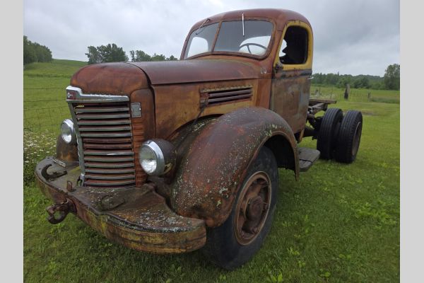 Auction listing photo