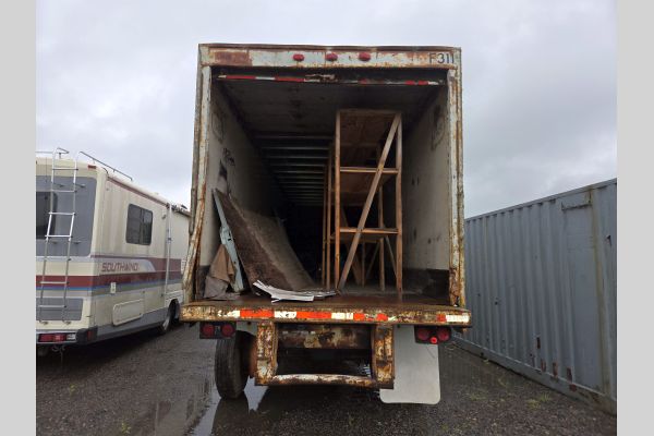 Auction listing photo