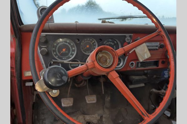 Auction listing photo
