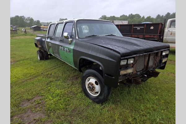 Auction listing photo