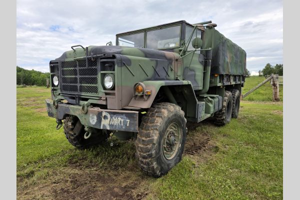 Auction listing photo