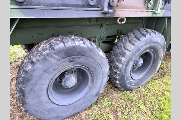 Auction listing photo