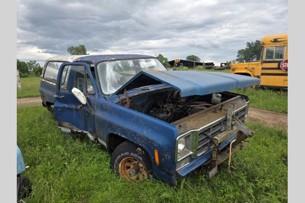 Auction listing photo