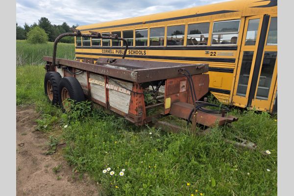 Auction listing photo
