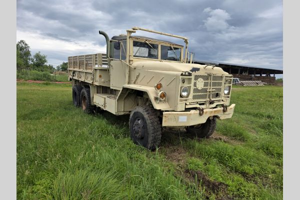 Auction listing photo