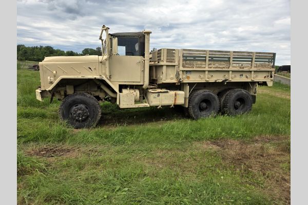 Auction listing photo