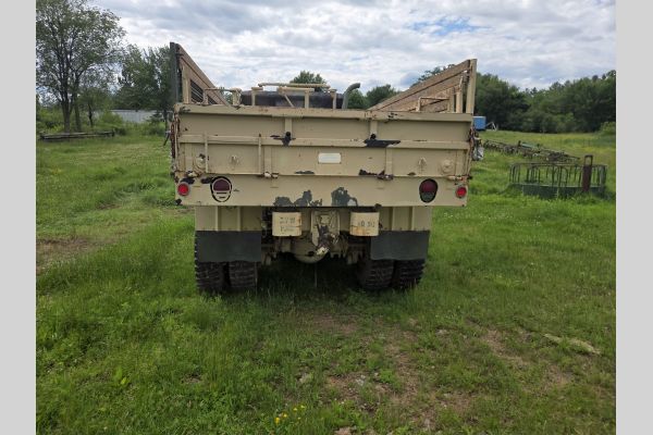 Auction listing photo