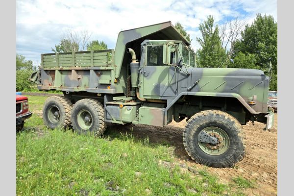 Auction listing photo