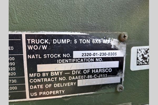 Auction listing photo