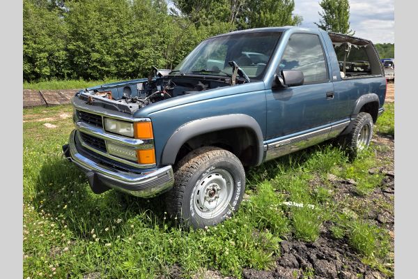 Auction listing photo