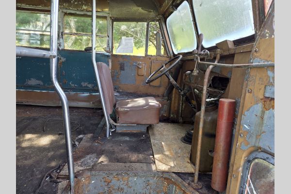 Auction listing photo