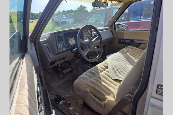 Auction listing photo
