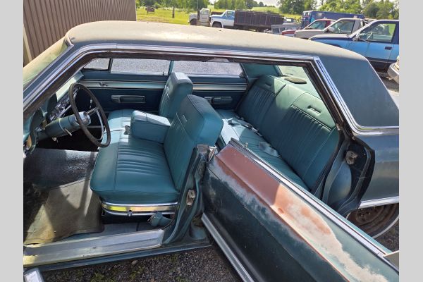 Auction listing photo