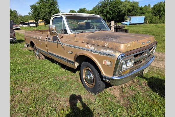 Auction listing photo