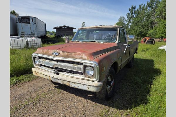 Auction listing photo