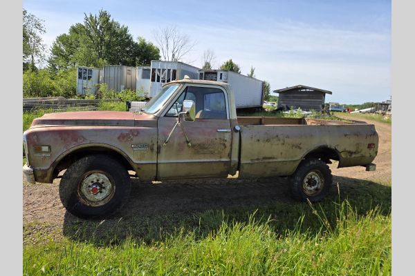 Auction listing photo