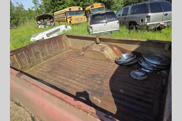 Auction listing photo