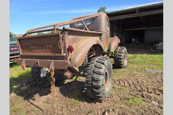 Auction listing photo