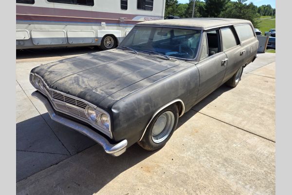 Auction listing photo