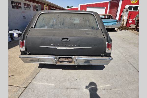 Auction listing photo