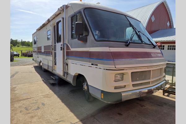 Auction listing photo
