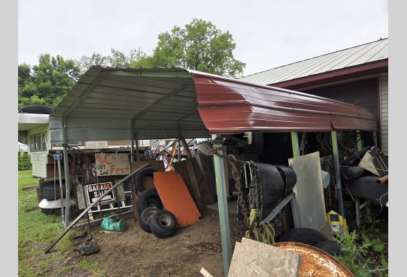 Auction listing photo