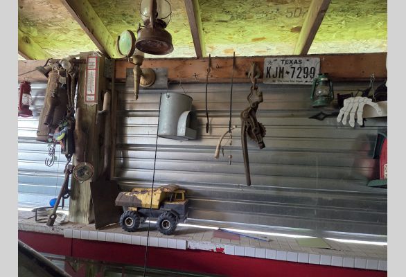 Auction listing photo