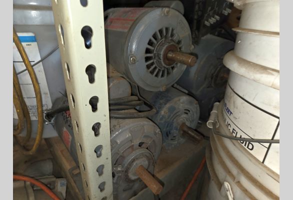 Auction listing photo