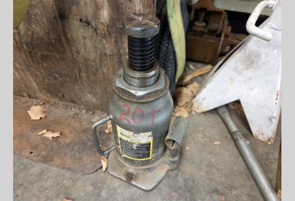 Auction listing photo