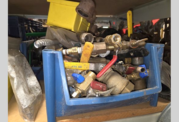 Auction listing photo
