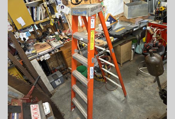 Auction listing photo