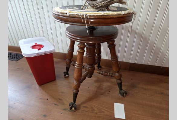 Auction listing photo