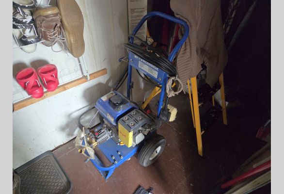 Auction listing photo