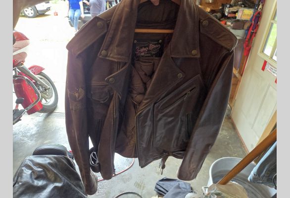 Auction listing photo
