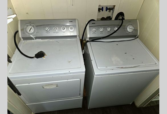 Auction listing photo