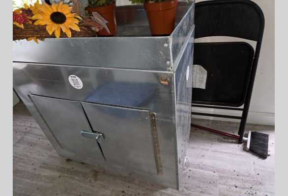 Auction listing photo