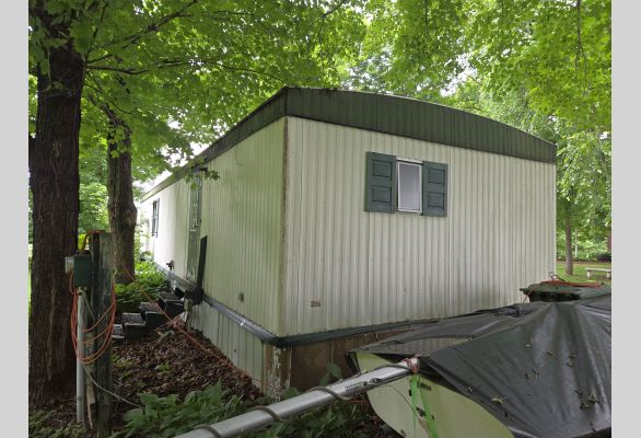 Auction listing photo