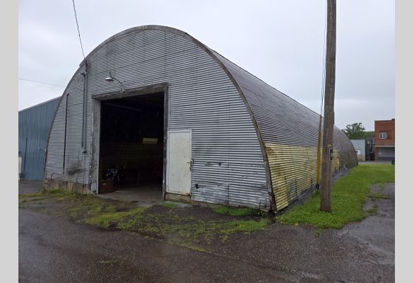 Auction listing photo