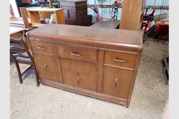 Auction listing photo