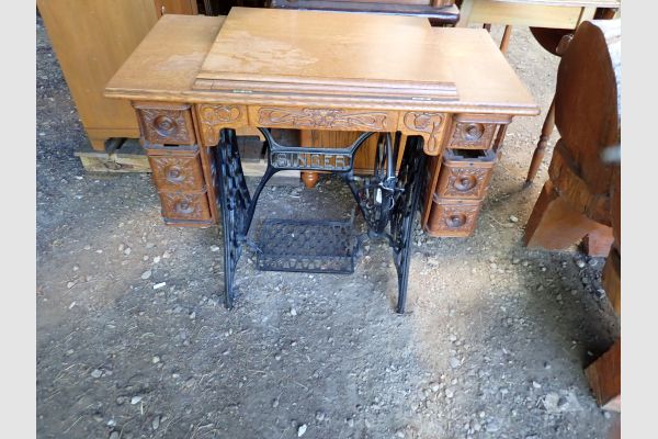 Auction listing photo
