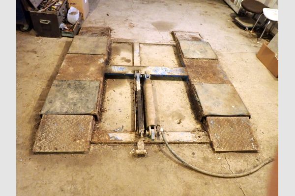 Auction listing photo