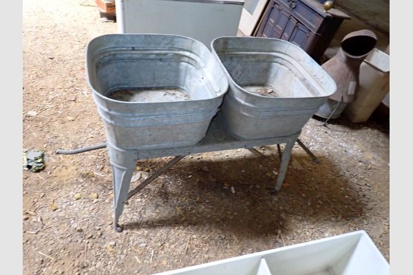 Auction listing photo